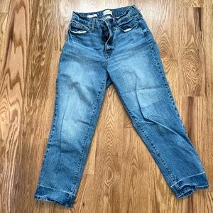 Universal Threads Vintage Straight Jeans